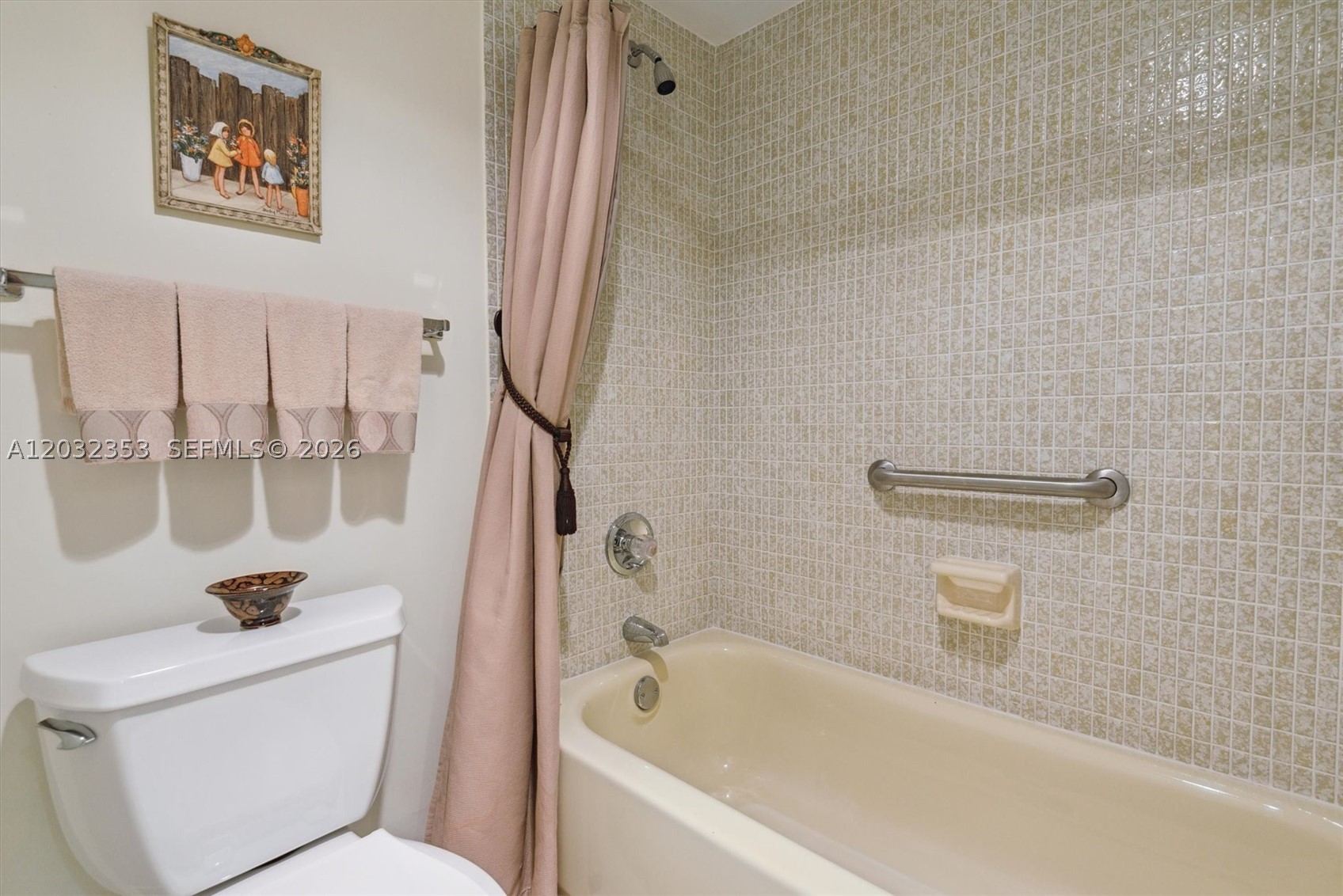 AVENTURA ELDORADO CONDO - Residential