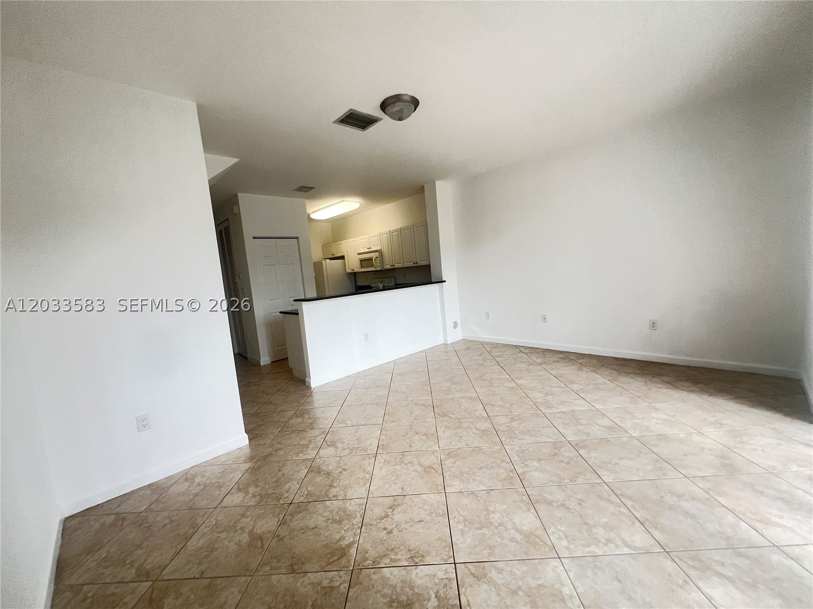 THE SHORES CONDO NO 1 - Residential Lease