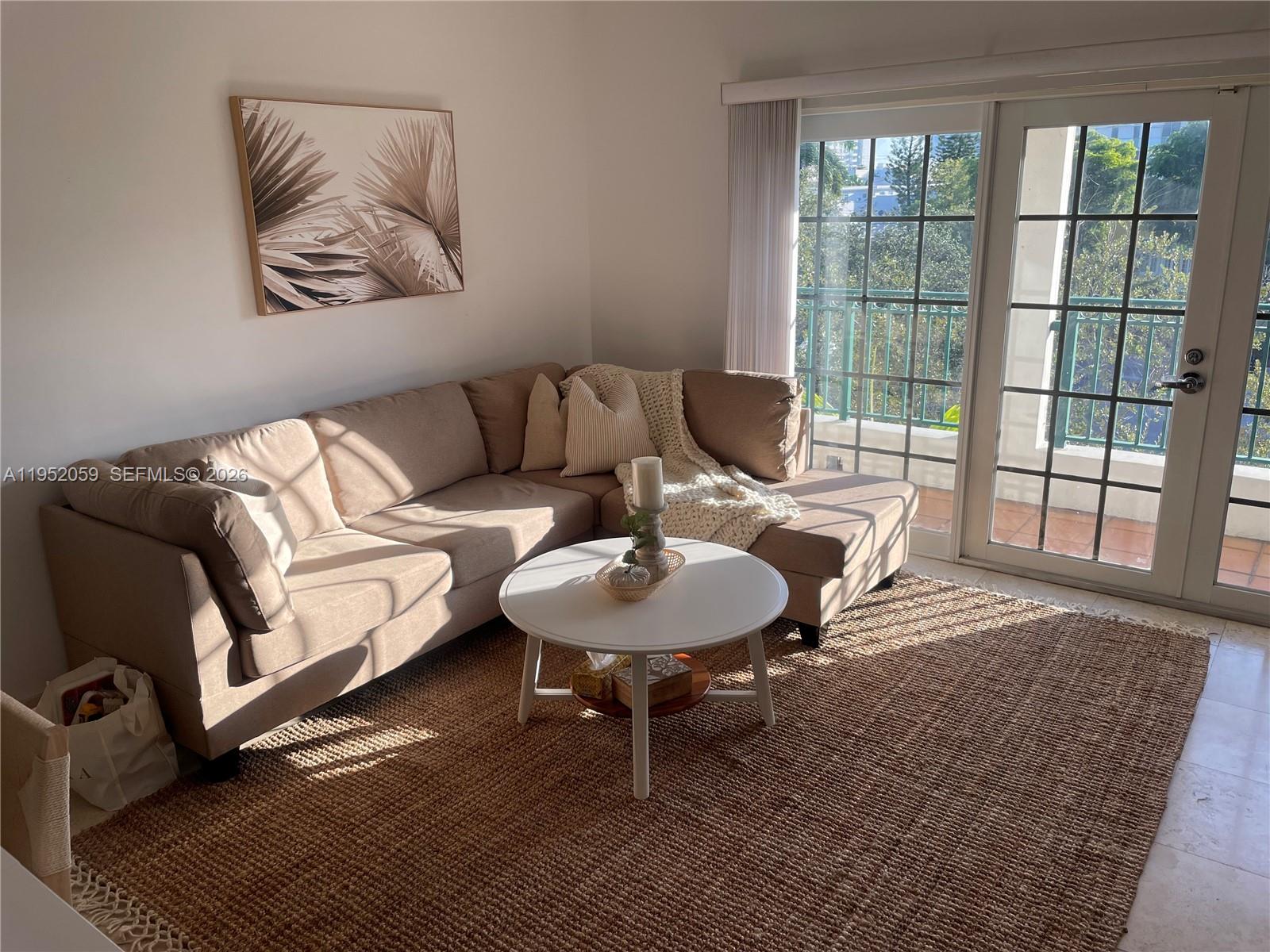 ARMITAGE PLACE NO 3 CONDO - Residential
