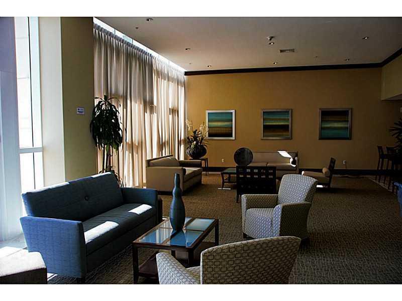 La Perla - Residential Lease