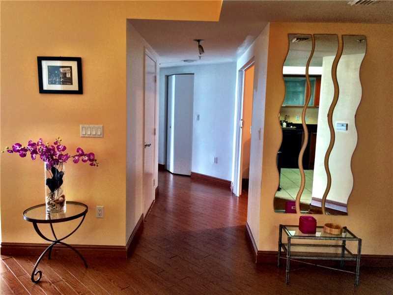 La Perla - Residential Lease
