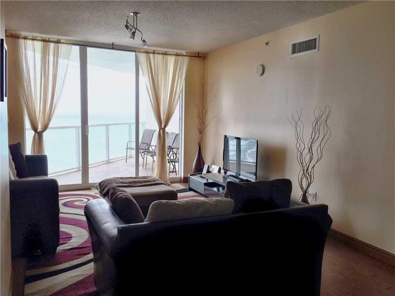 La Perla - Residential Lease