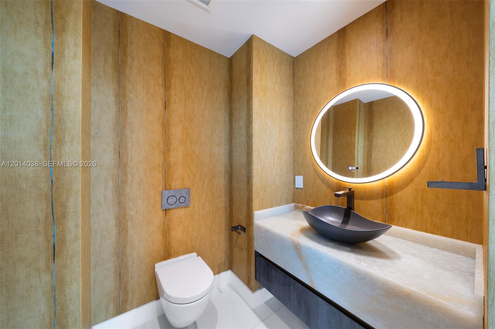 900 BISCAYNE BAY CONDO - Residential