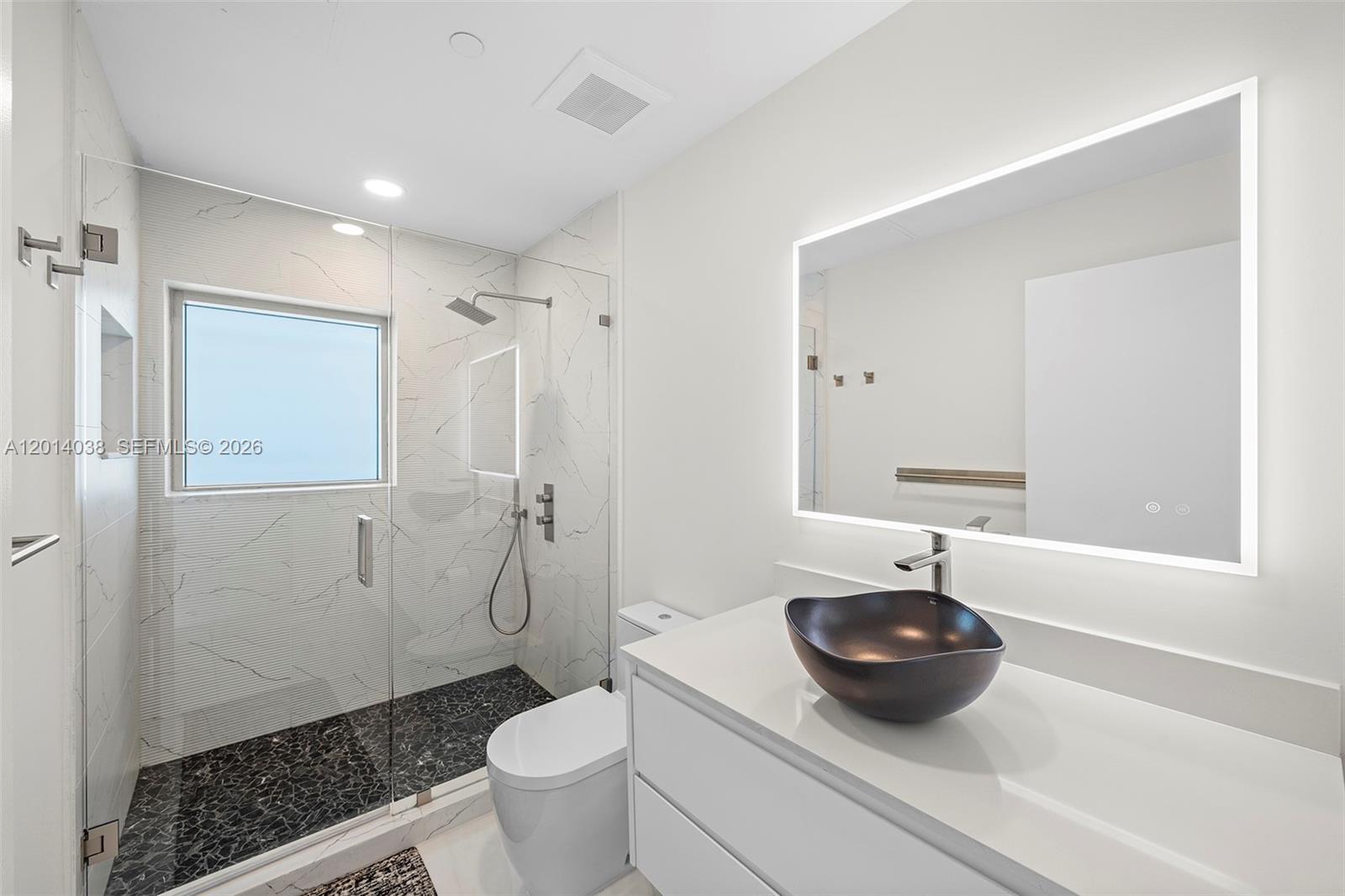 900 BISCAYNE BAY CONDO - Residential