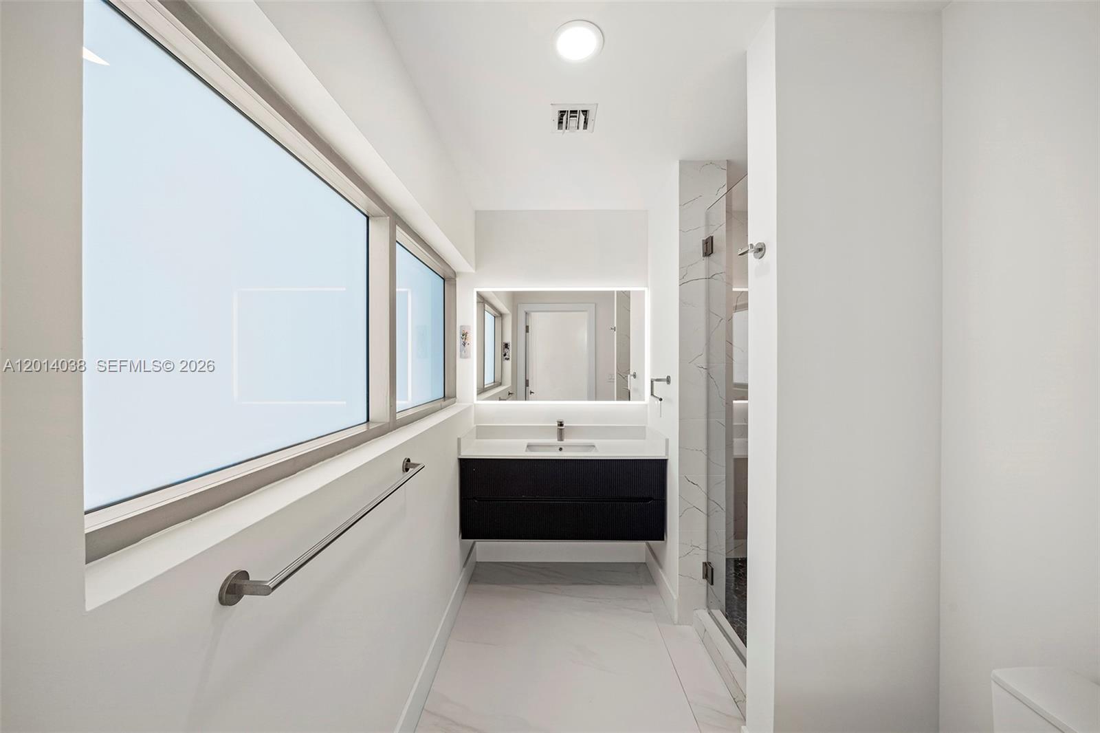 900 BISCAYNE BAY CONDO - Residential