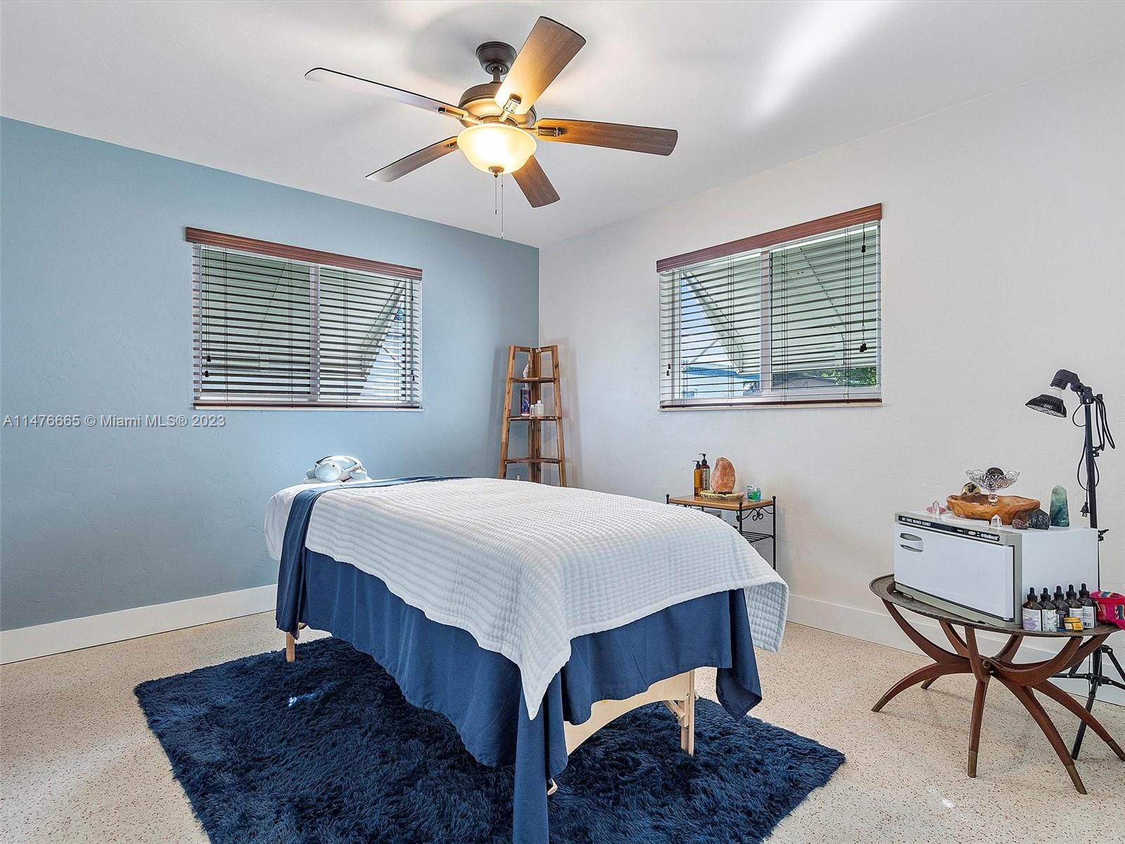 OAK GROVE - Residential