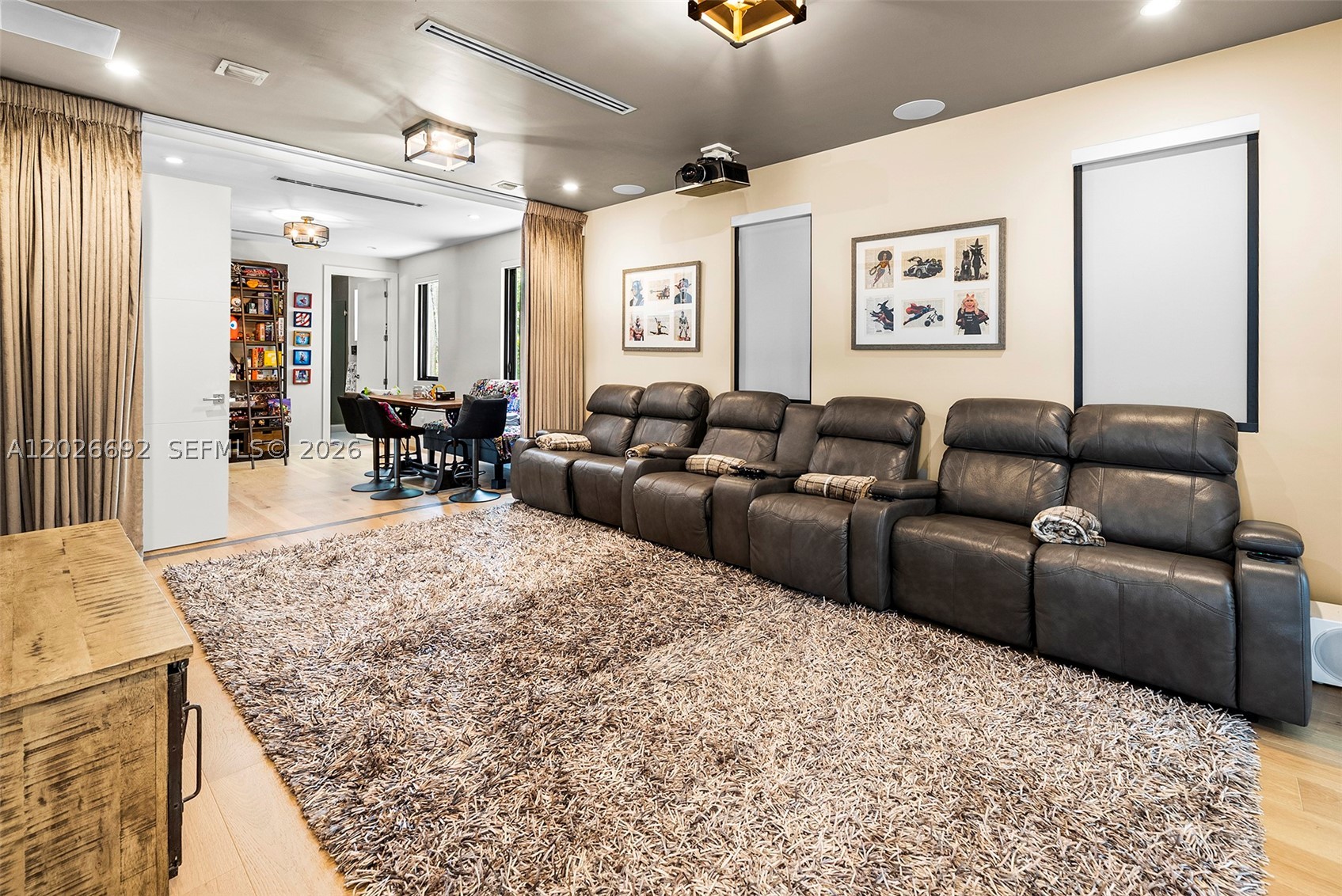 PINECREST VILLAS 2 ADDN - Residential Lease
