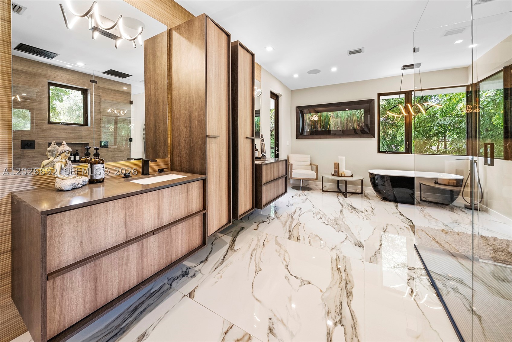 PINECREST VILLAS 2 ADDN - Residential Lease