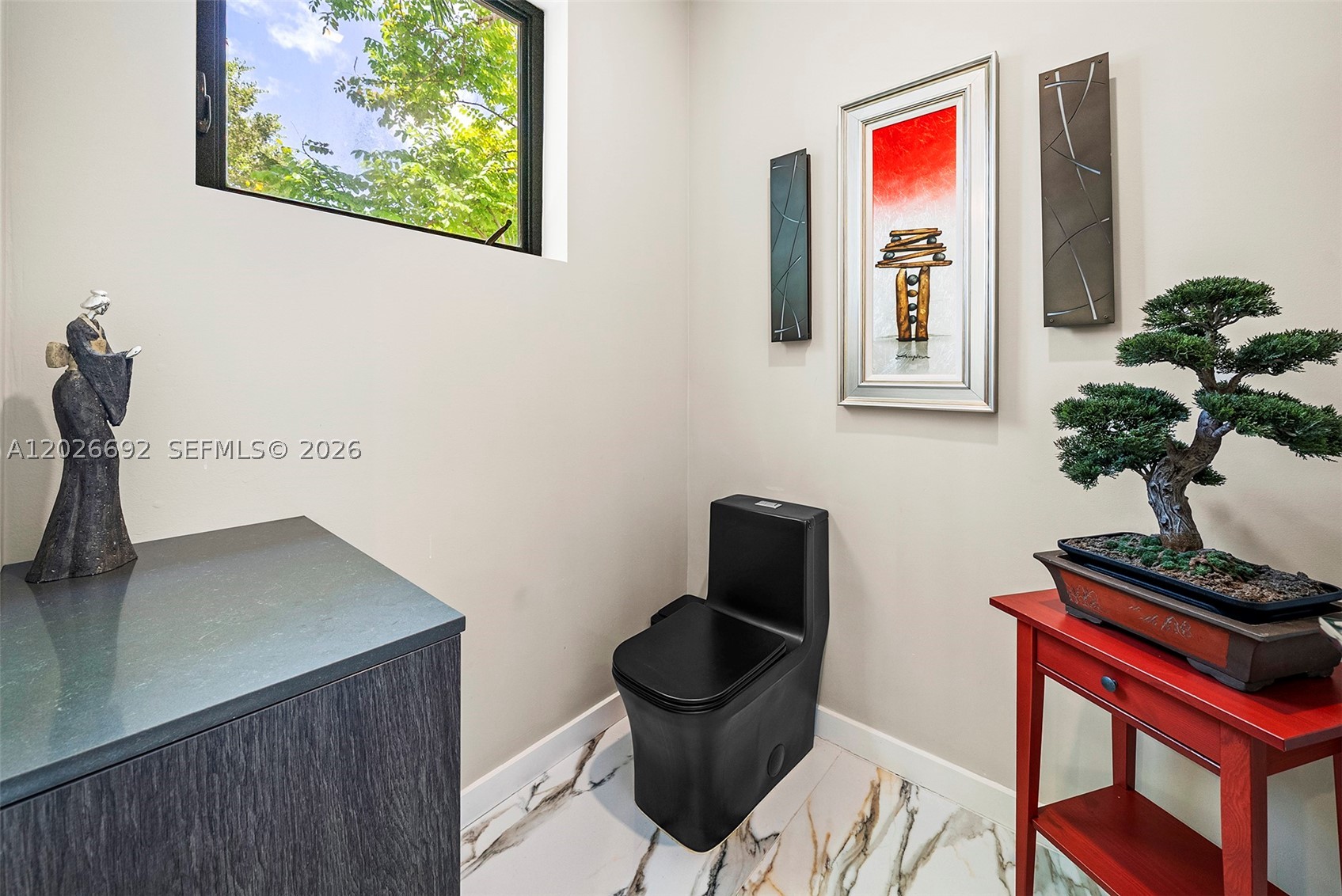 PINECREST VILLAS 2 ADDN - Residential Lease