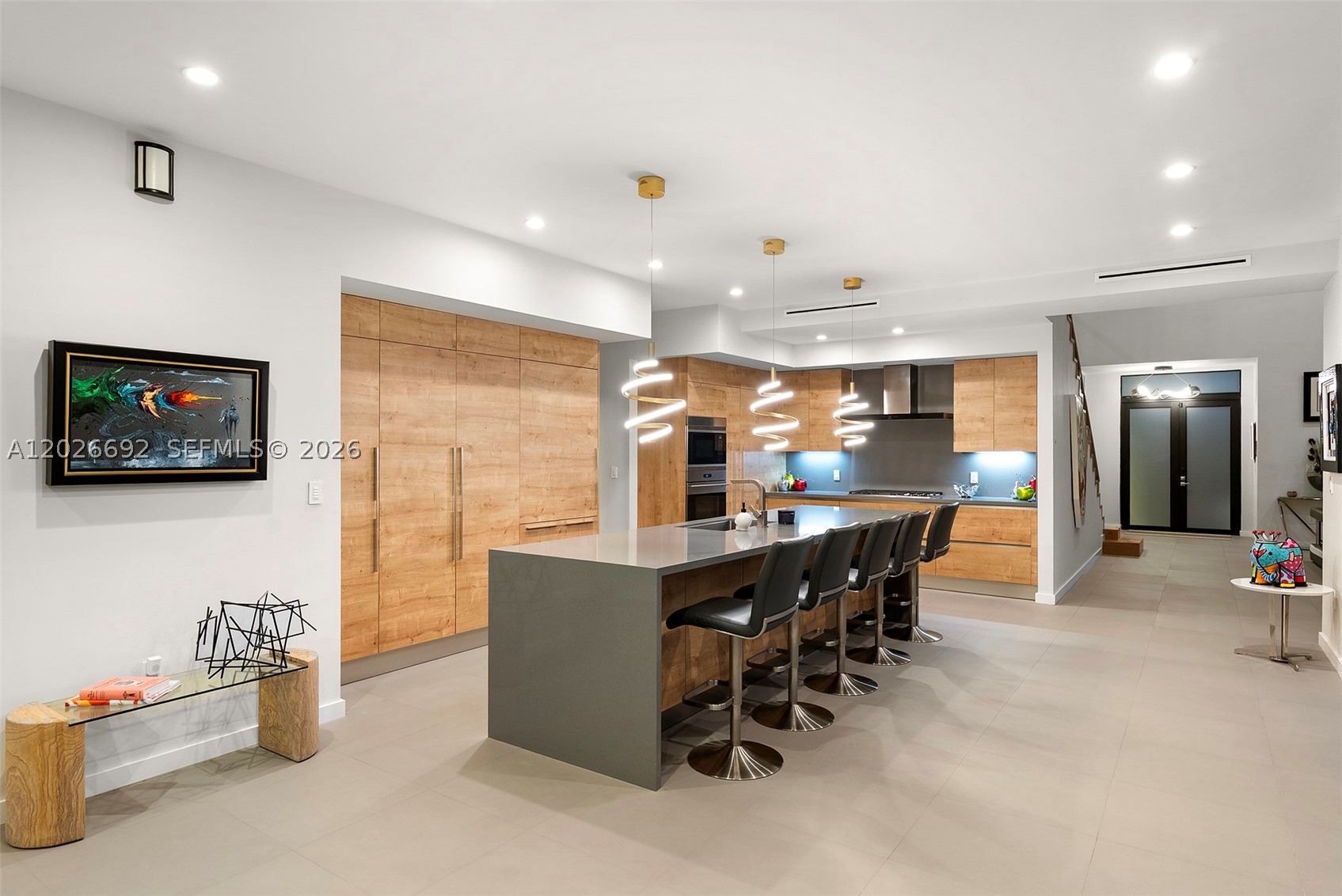 PINECREST VILLAS 2 ADDN - Residential Lease