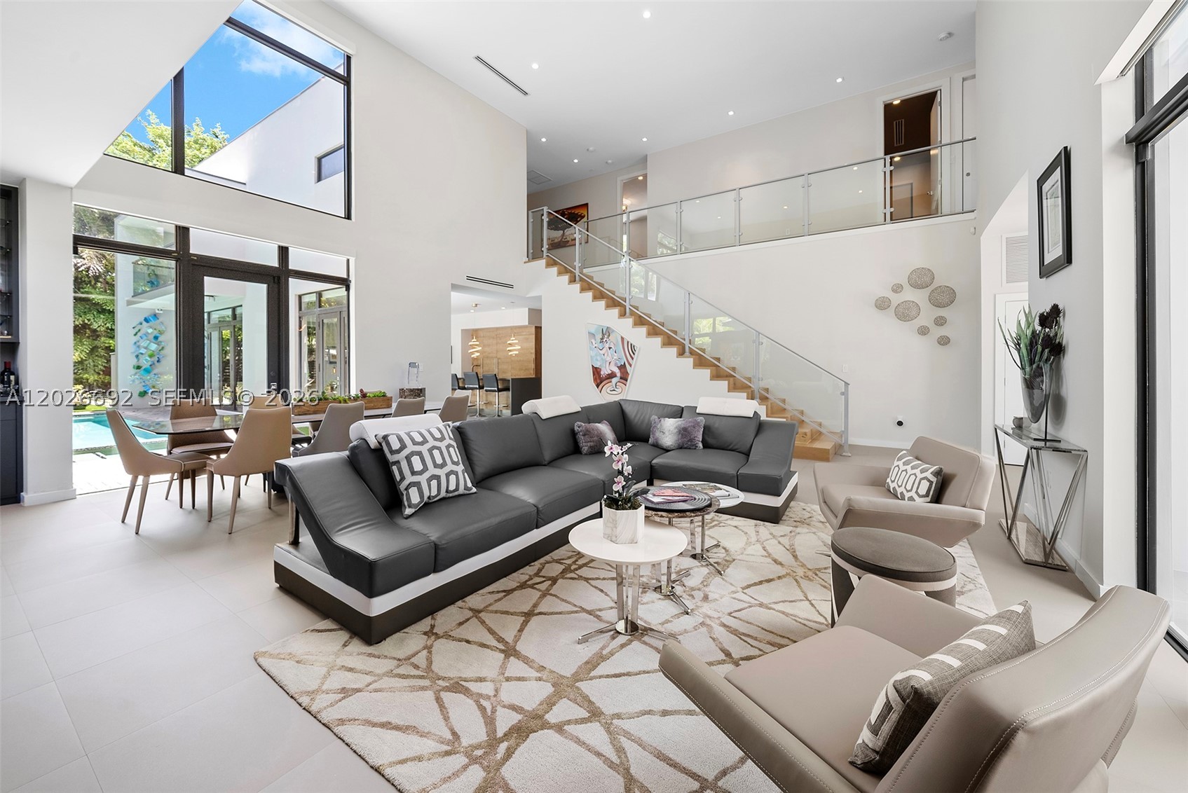 PINECREST VILLAS 2 ADDN - Residential Lease