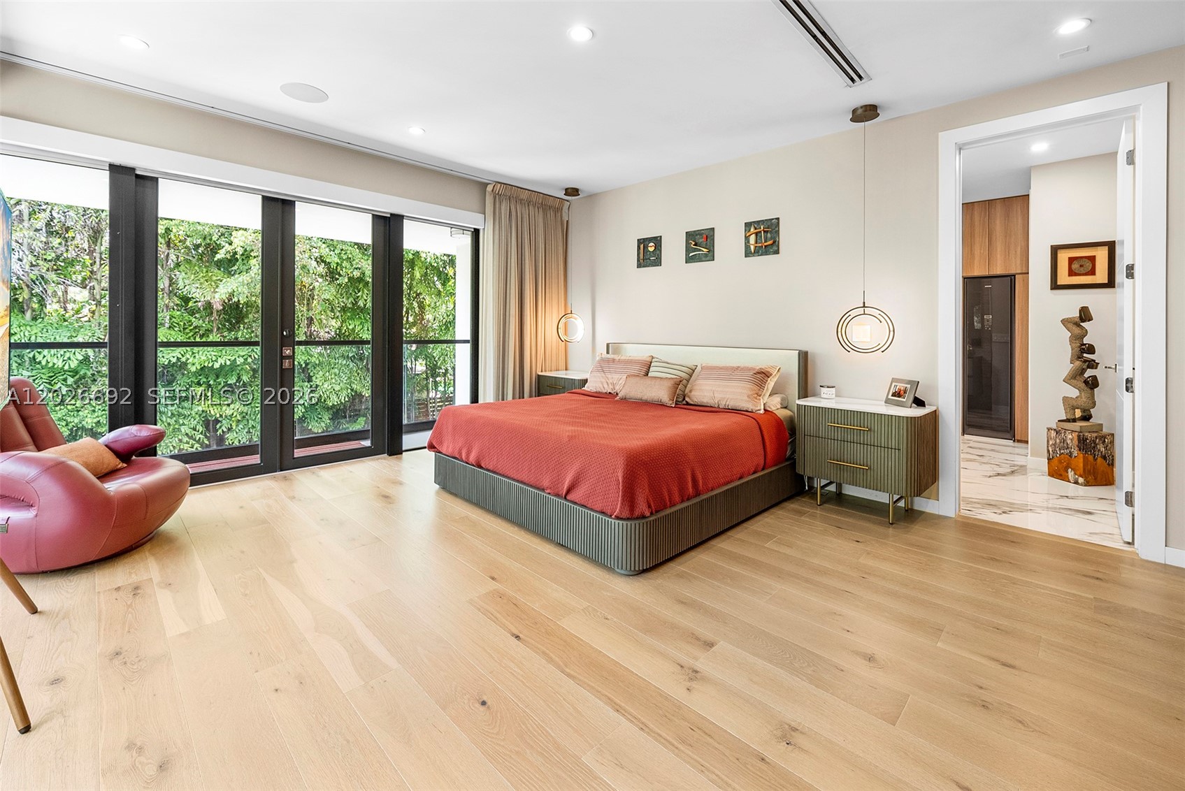 PINECREST VILLAS 2 ADDN - Residential Lease
