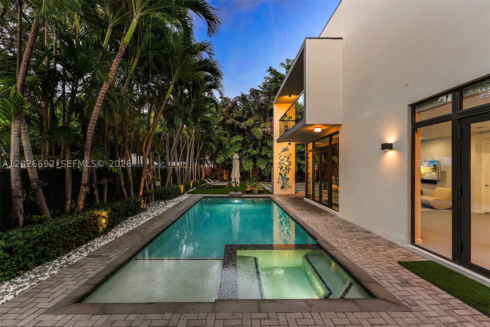 PINECREST VILLAS 2 ADDN - Residential Lease