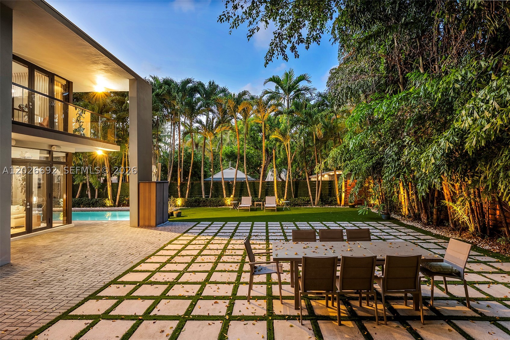 PINECREST VILLAS 2 ADDN - Residential Lease