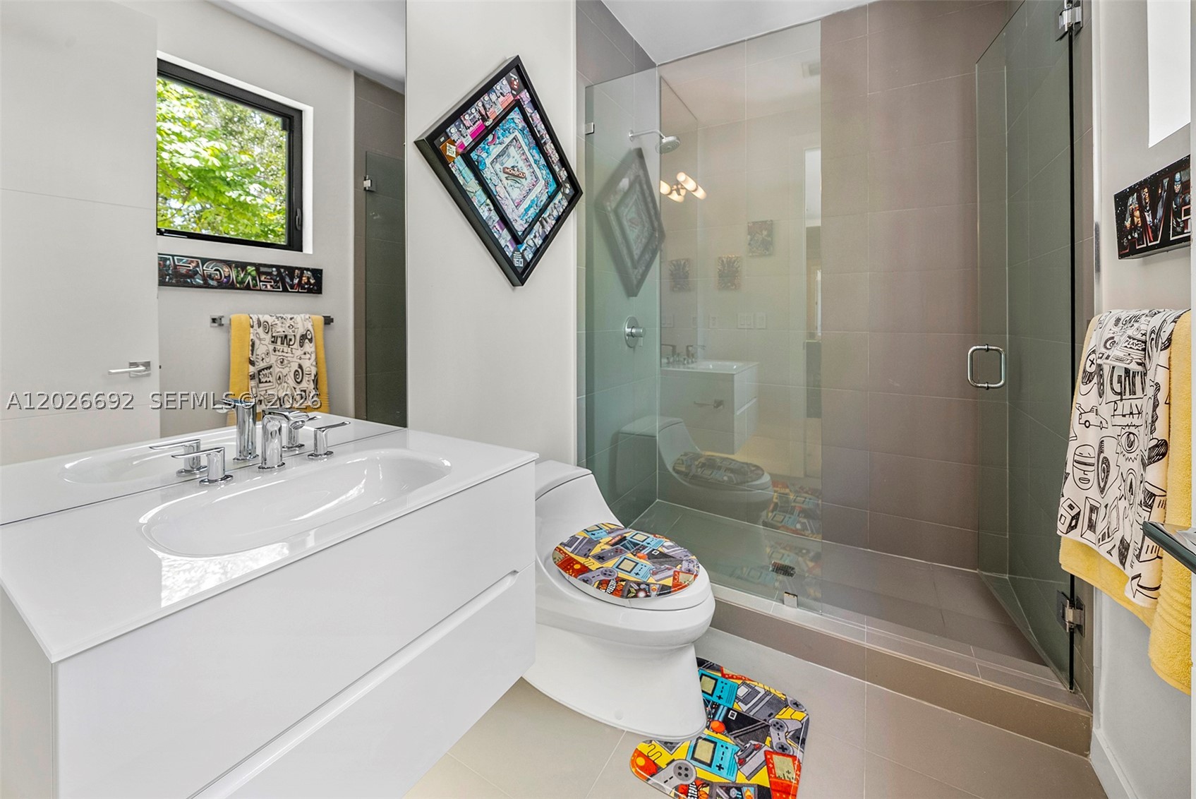 PINECREST VILLAS 2 ADDN - Residential Lease