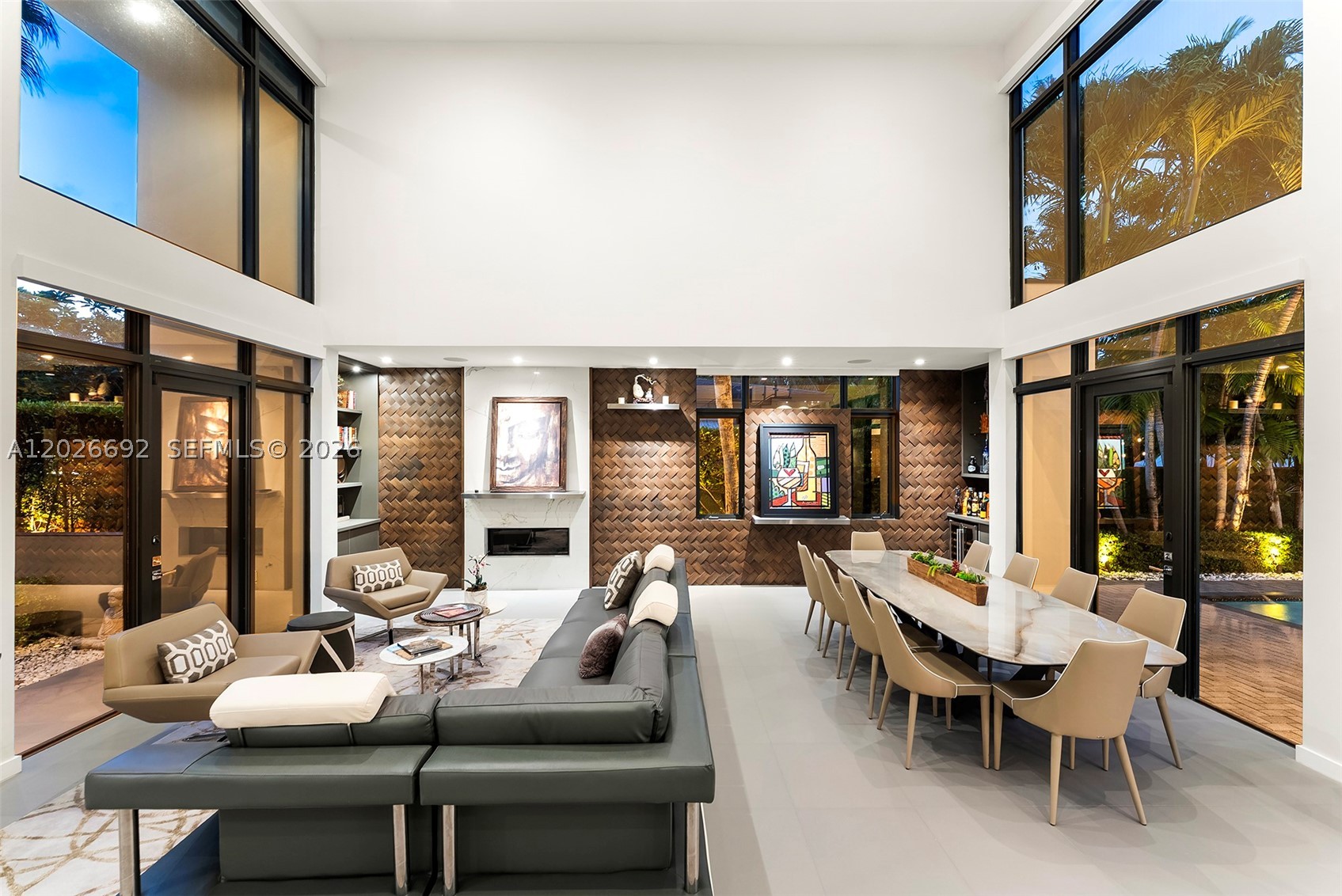 PINECREST VILLAS 2 ADDN - Residential Lease