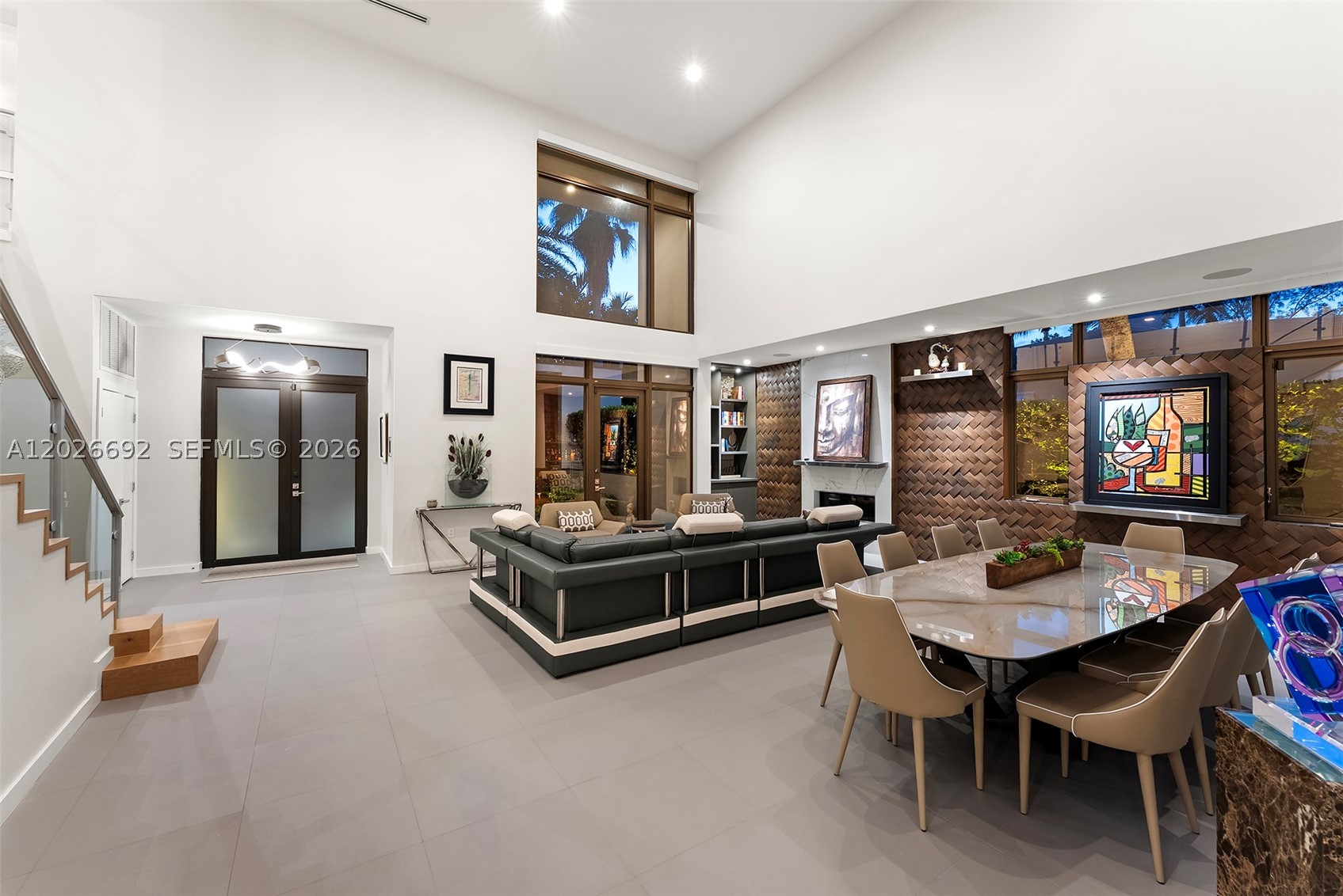 PINECREST VILLAS 2 ADDN - Residential Lease