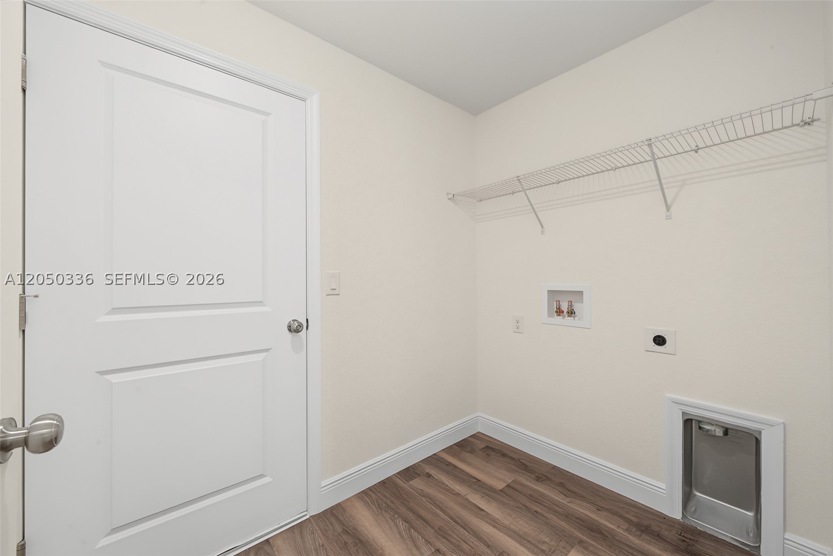 SUN N LAKE SEB UNIT 16 - Residential