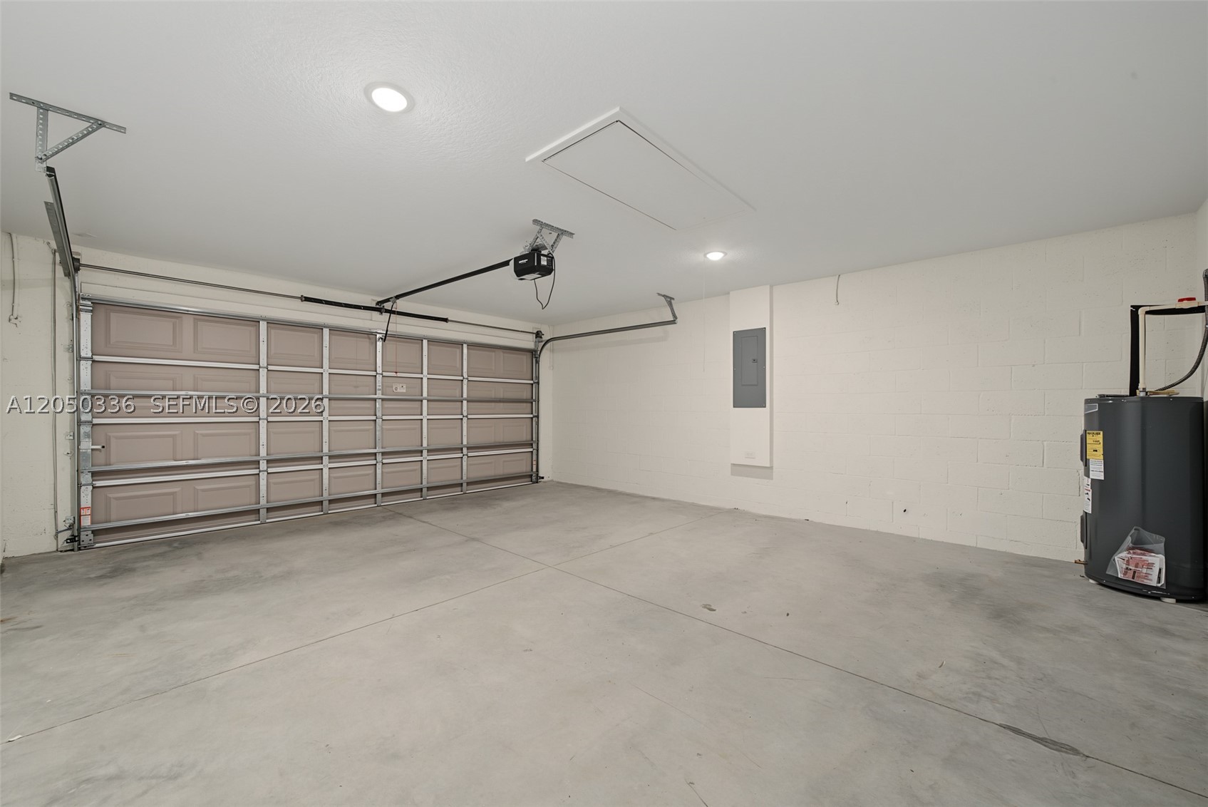 SUN N LAKE SEB UNIT 16 - Residential