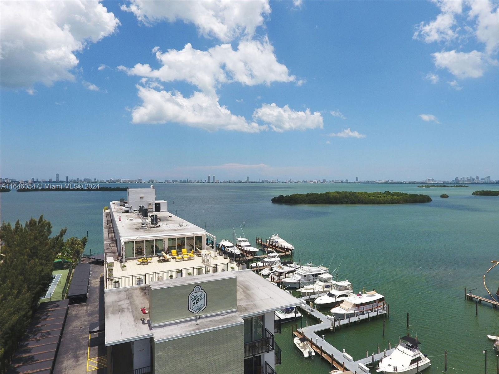 PALM BAY CONDOMINIUM - Residential