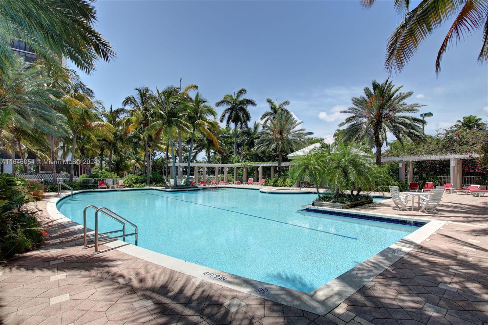 PALM BAY CONDOMINIUM - Residential