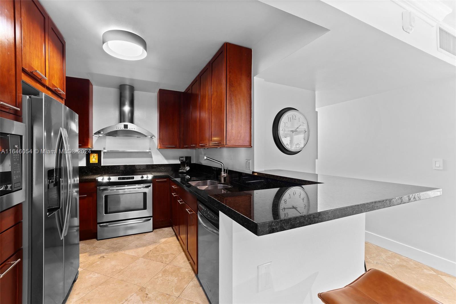 PALM BAY CONDOMINIUM - Residential