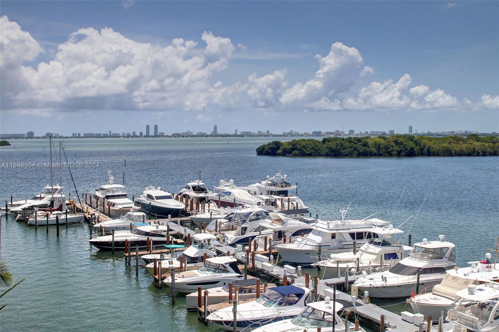 PALM BAY CONDOMINIUM - Residential