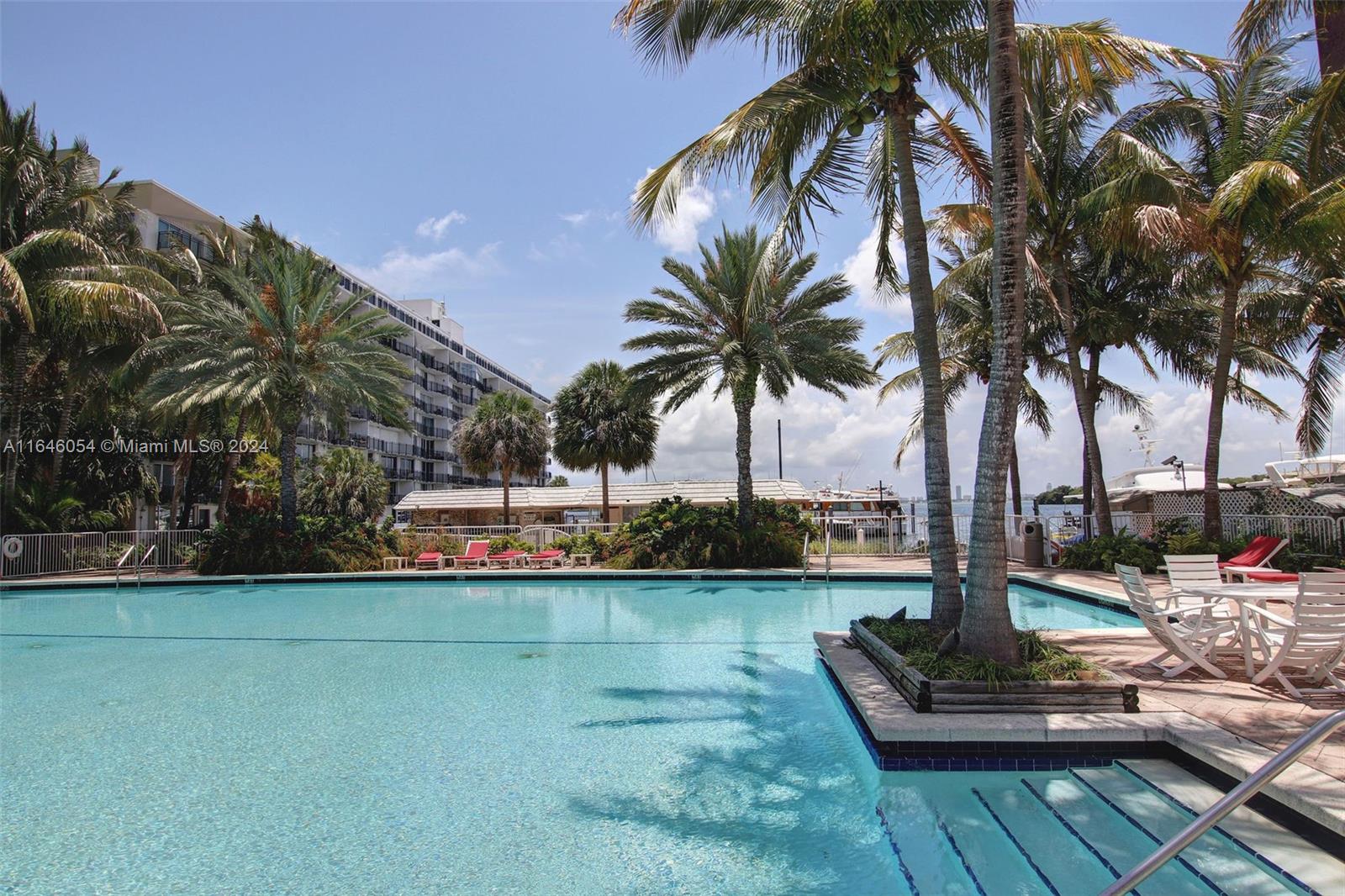 PALM BAY CONDOMINIUM - Residential