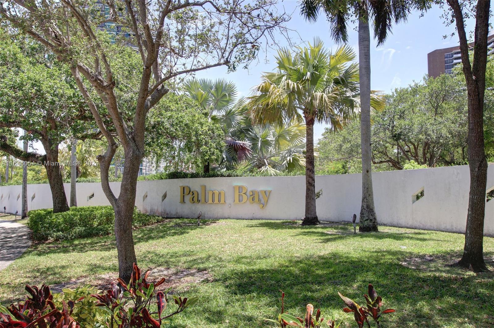 PALM BAY CONDOMINIUM - Residential