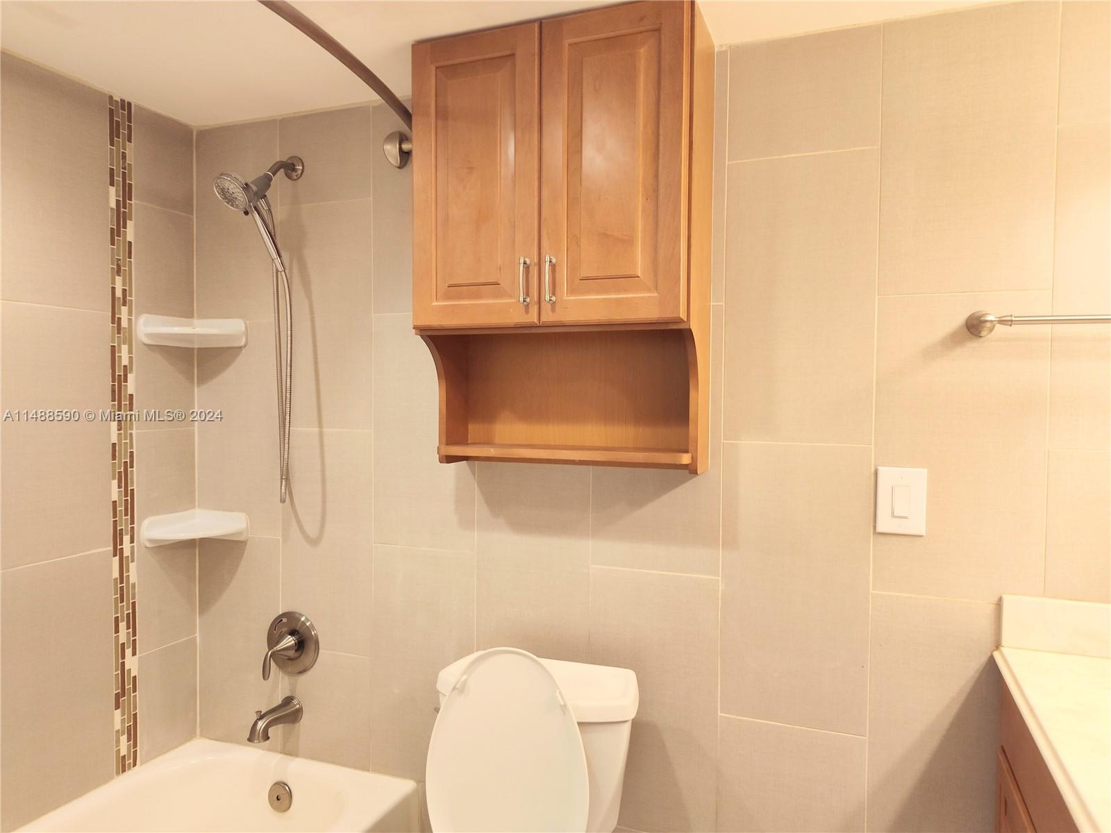 APPLE CREEK - Residential