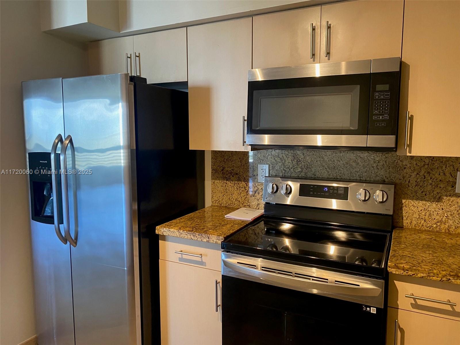 MYSTIC POINTE TOWER 600 C - Residential Lease