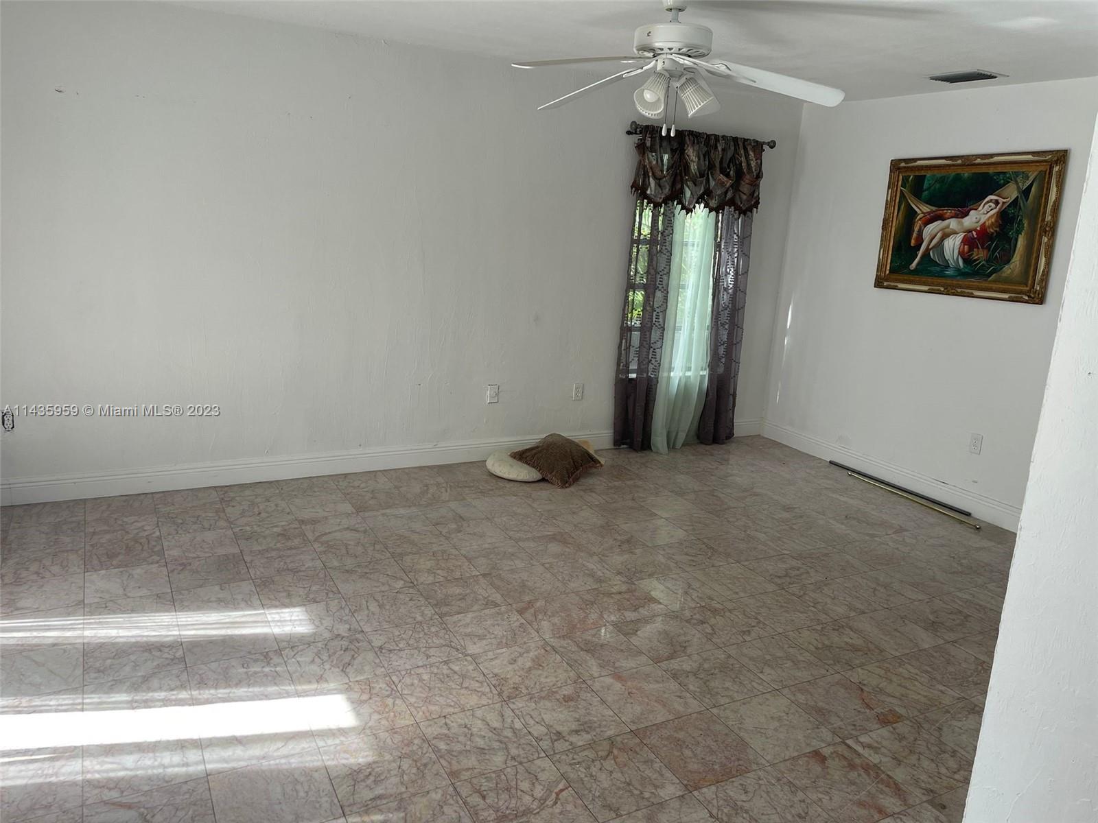 CALUSA CLUB ESTS, 7TH ADD - Residential Lease