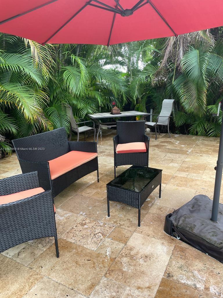 CALUSA CLUB ESTS, 7TH ADD - Residential Lease