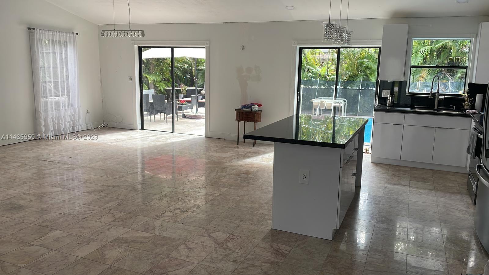 CALUSA CLUB ESTS, 7TH ADD - Residential Lease