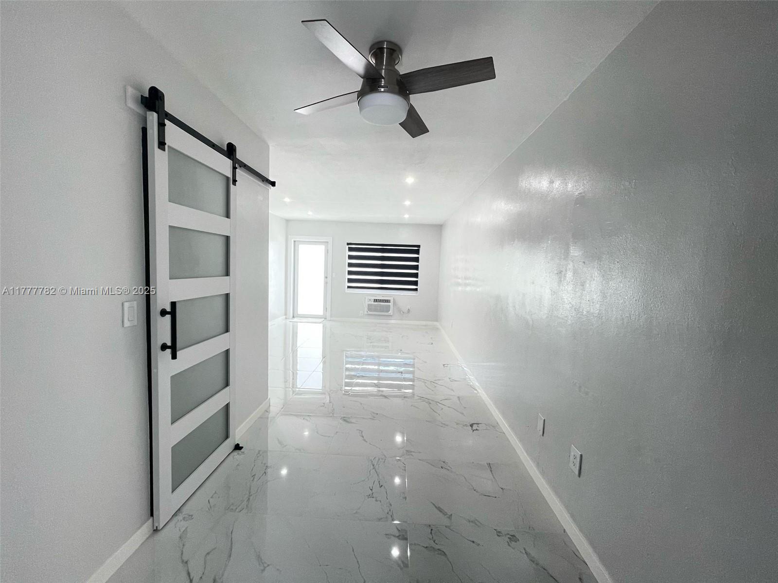 641 ESPANOLA WAY INC COND - Residential