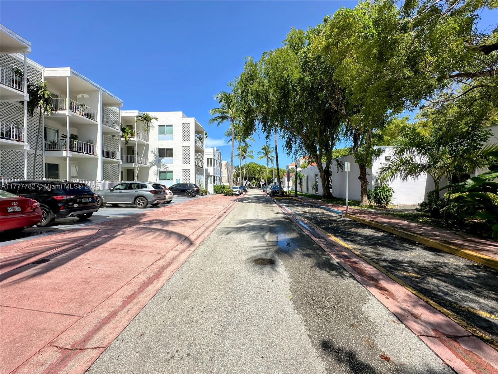 641 ESPANOLA WAY INC COND - Residential