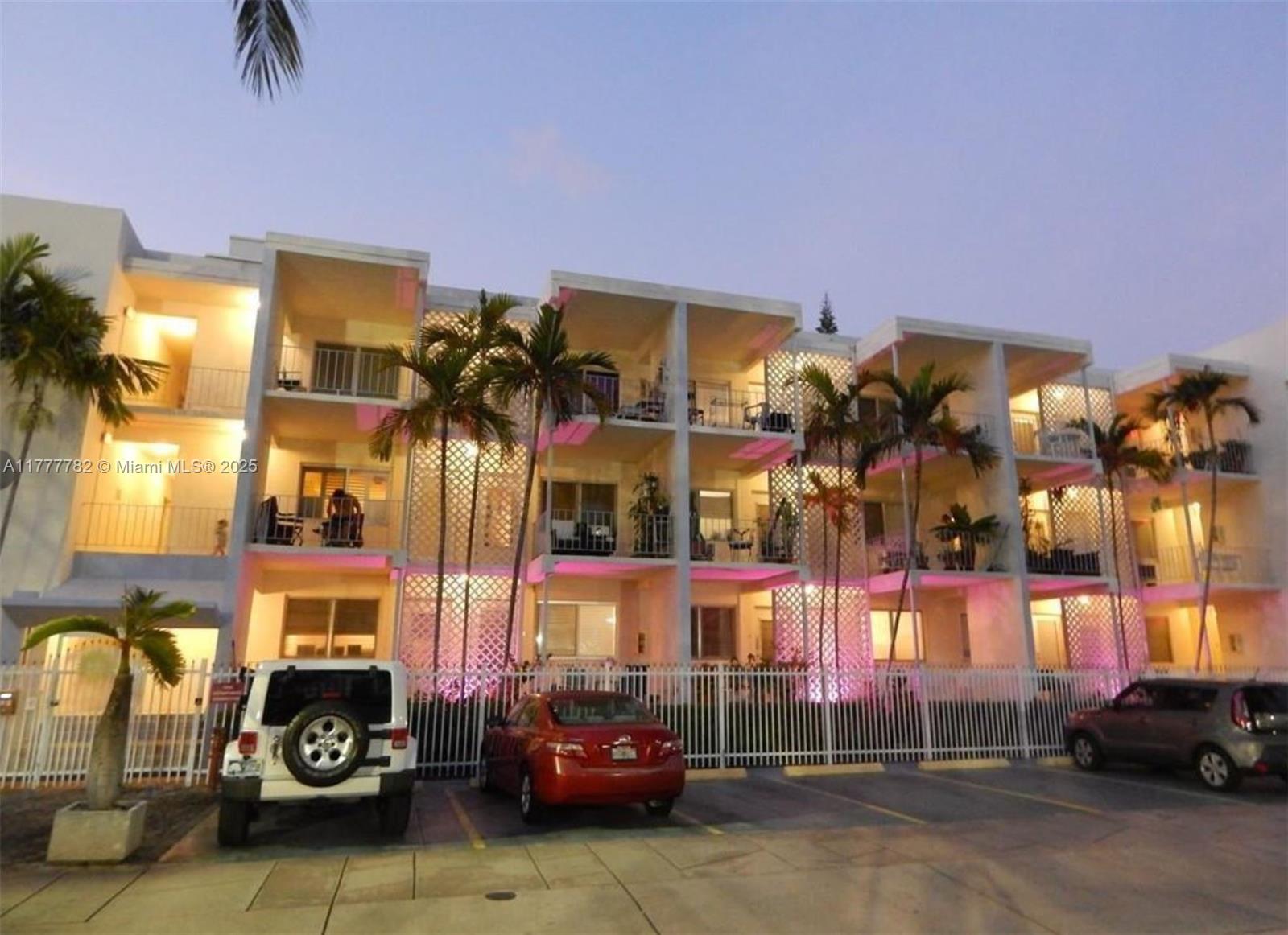 641 ESPANOLA WAY INC COND - Residential