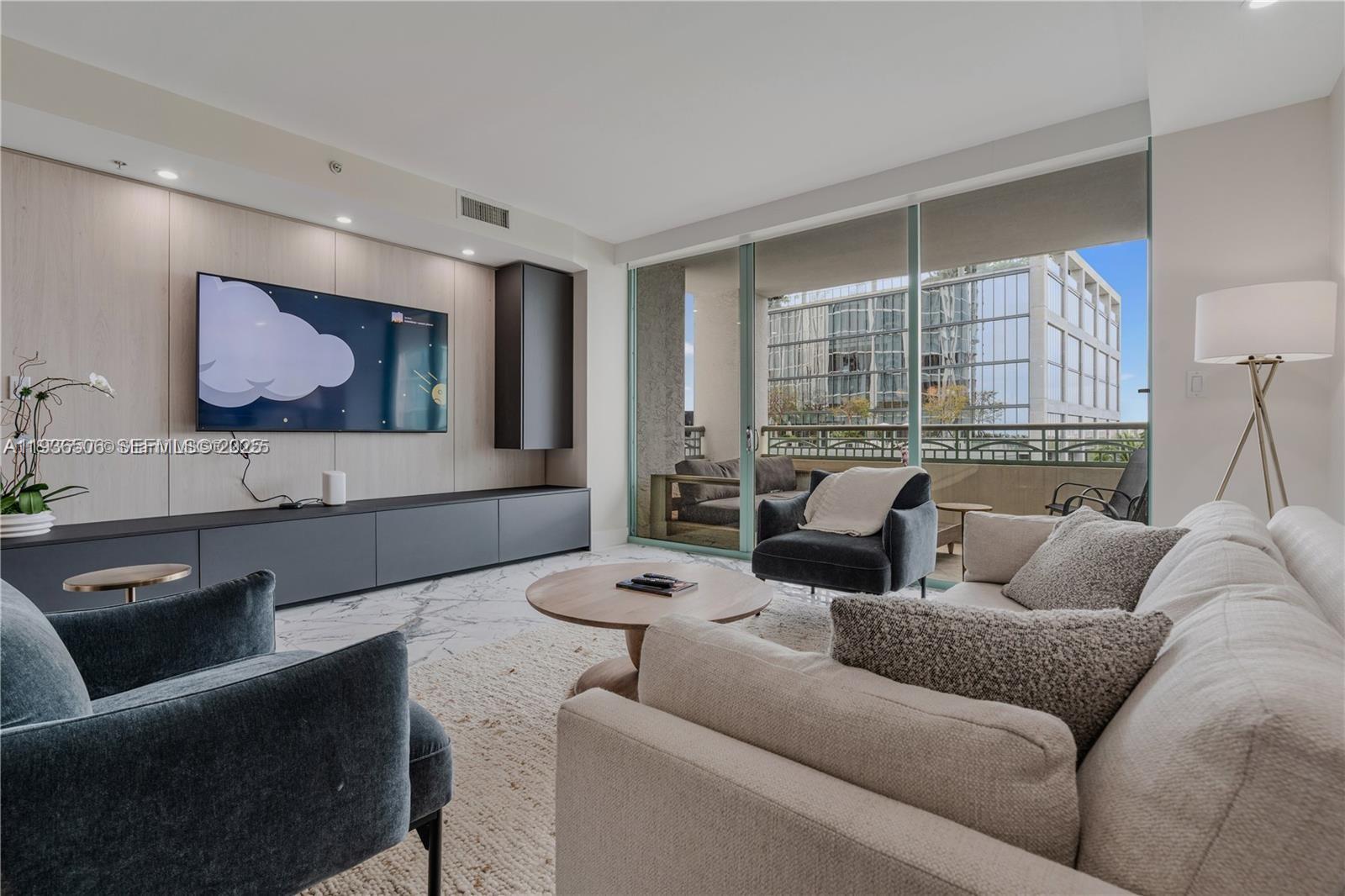 THE TOWER RESIDENCES COND - Residential