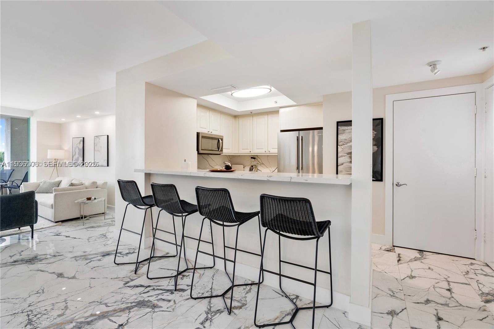 THE TOWER RESIDENCES COND - Residential