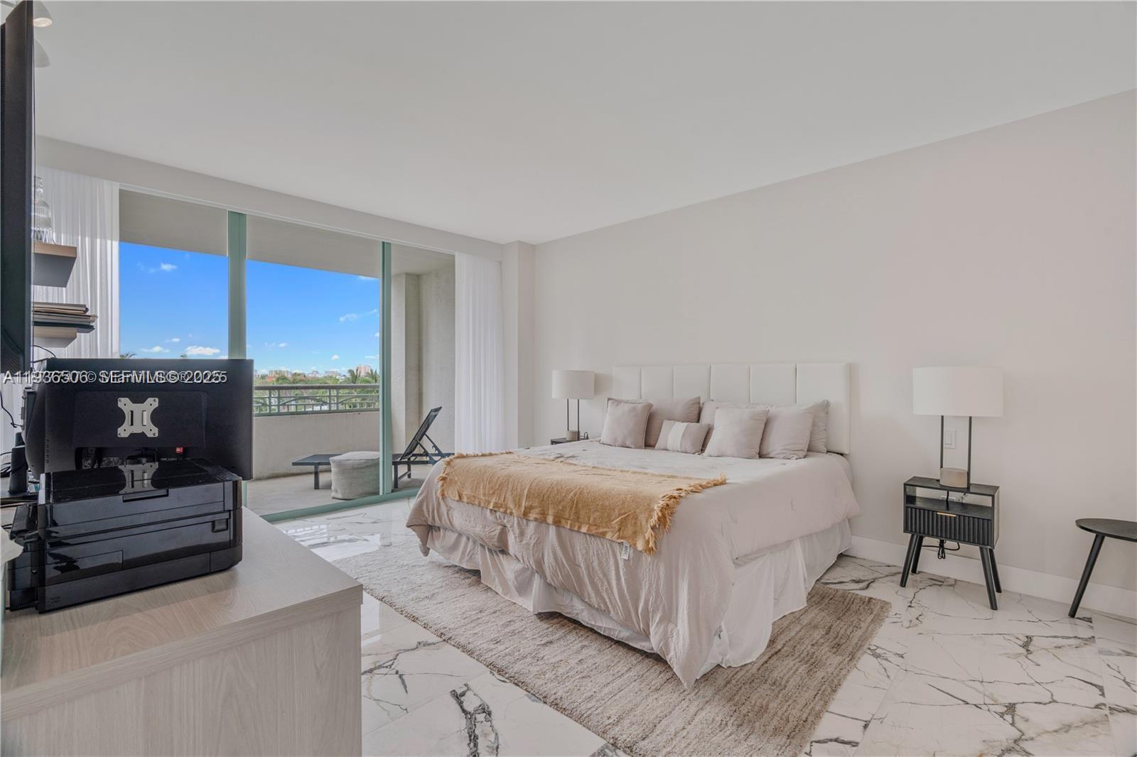 THE TOWER RESIDENCES COND - Residential