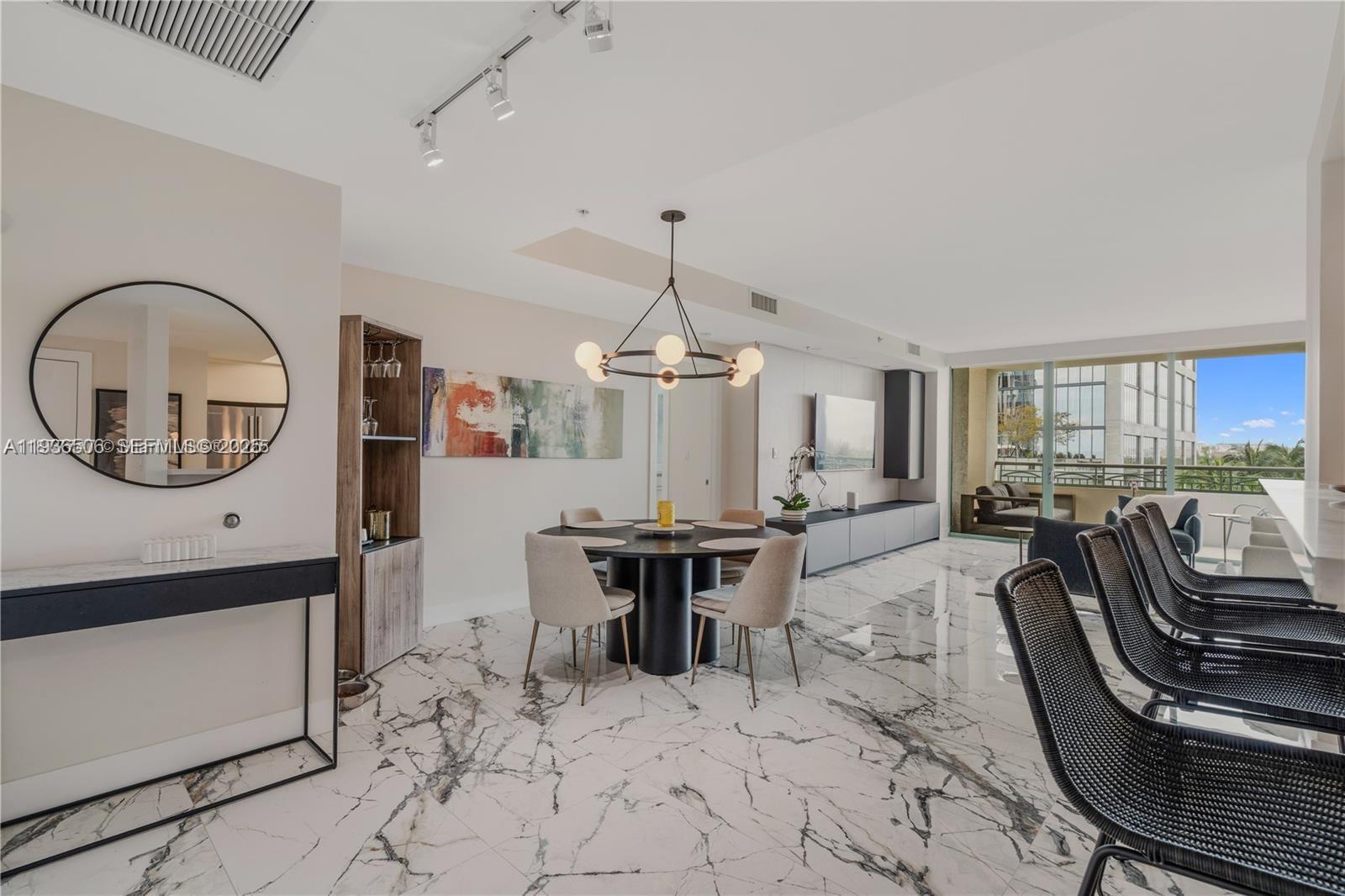 THE TOWER RESIDENCES COND - Residential