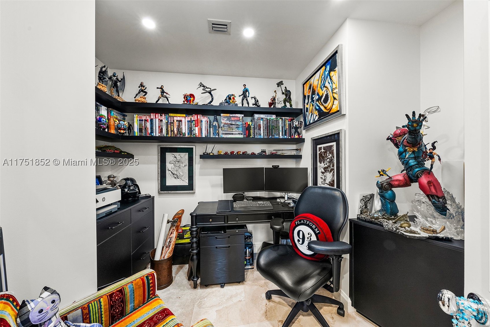 DEERING BAY CONDO II - Residential