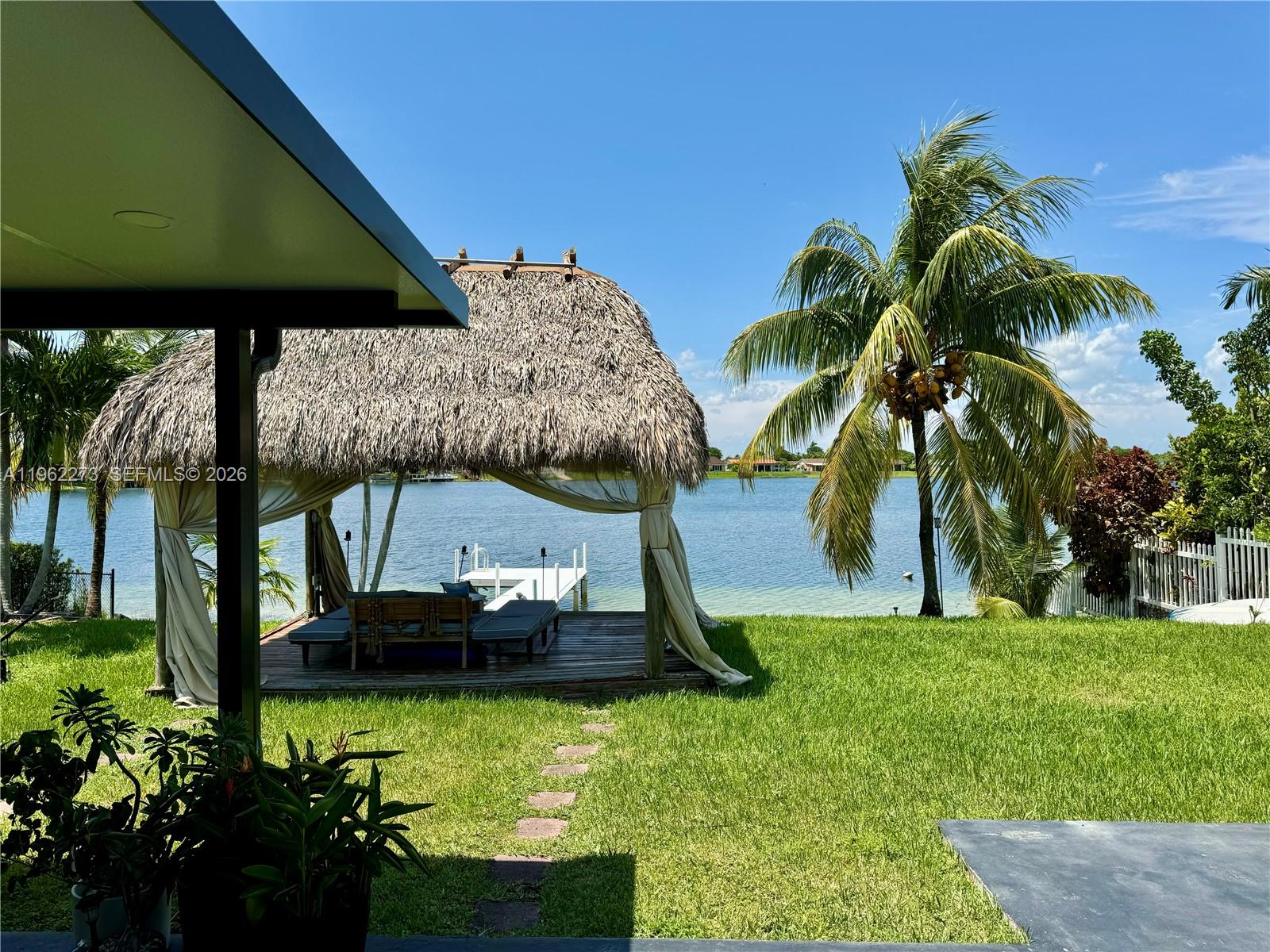 SAN SEBASTIAN LAKE - Residential Lease