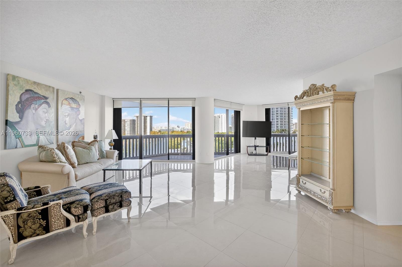 WILLIAMS ISLAND - Residential