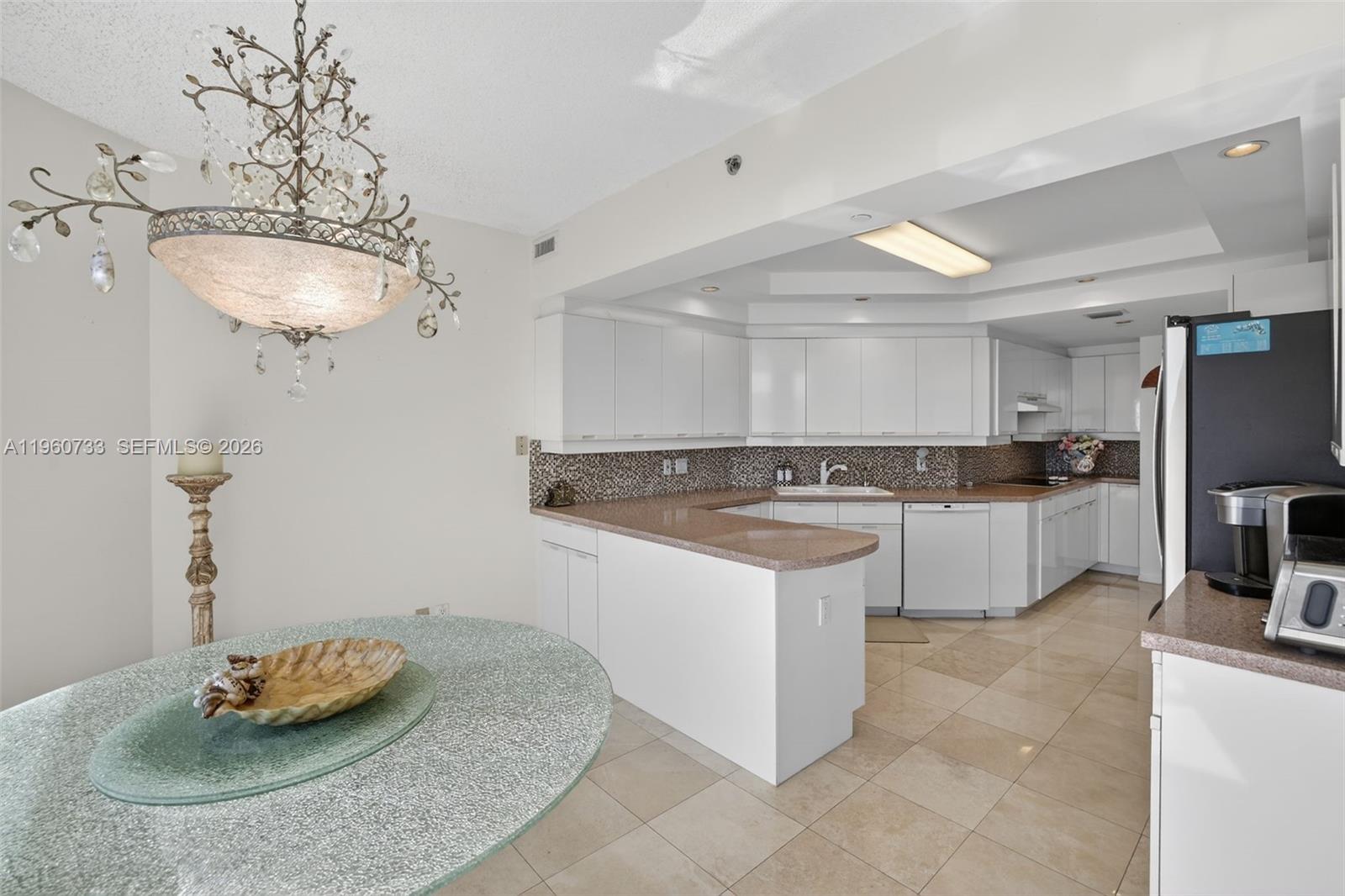 WILLIAMS ISLAND - Residential