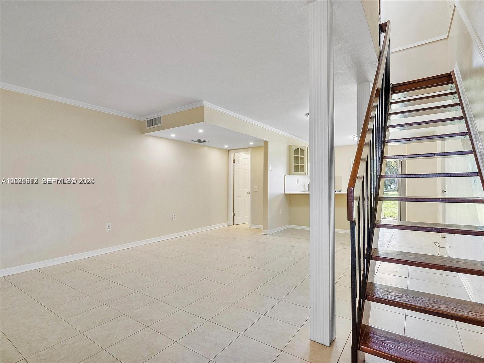 MIAMI SHORES - Residential