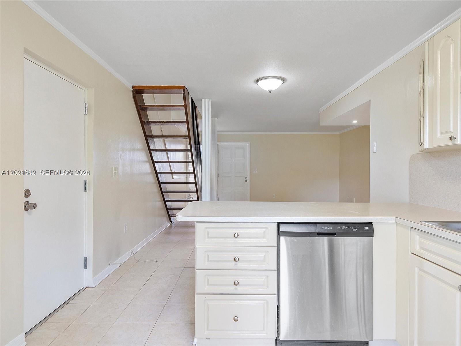 MIAMI SHORES - Residential