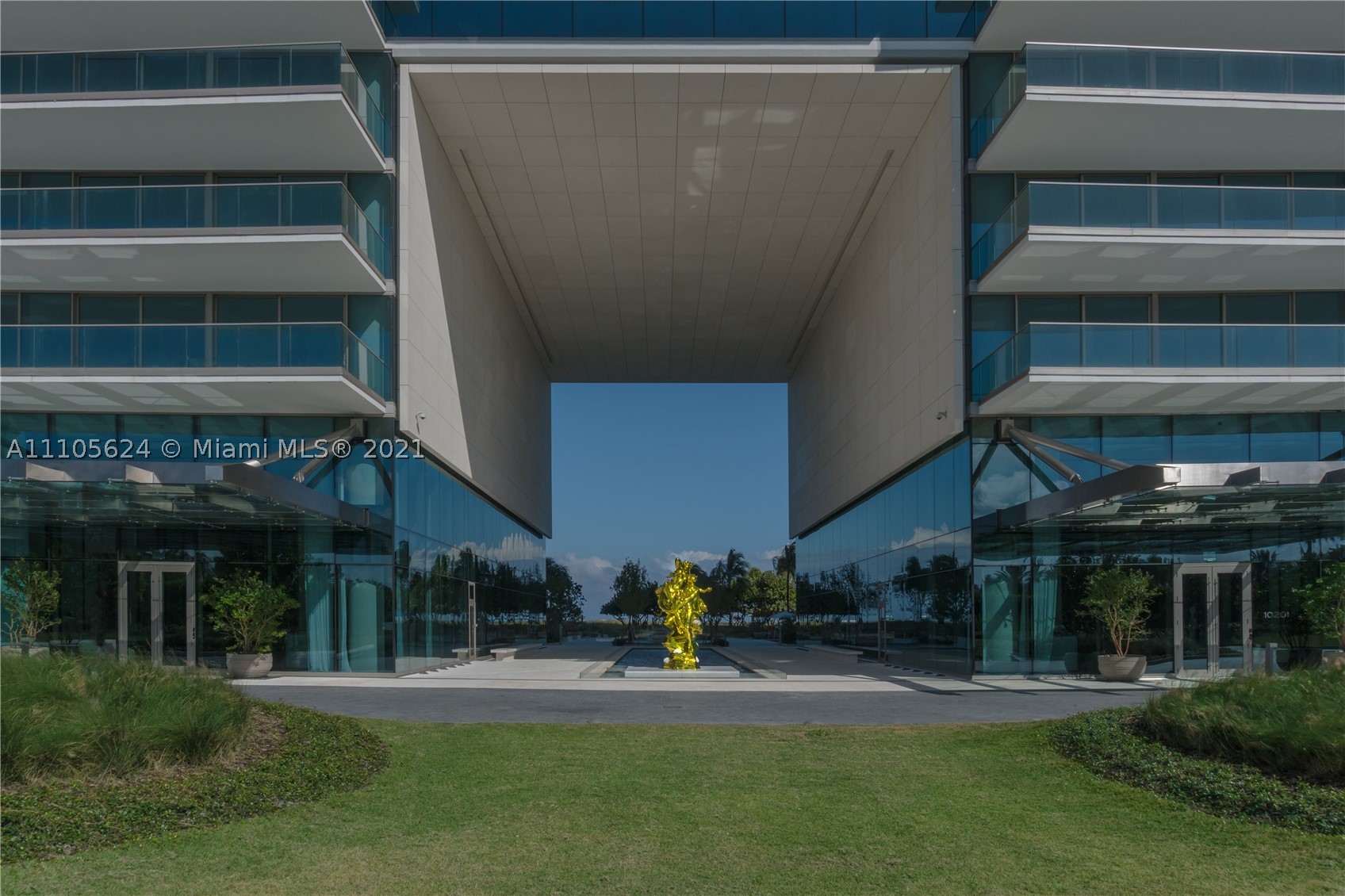 OCEANA BAL HARBOUR CONDO - Residential