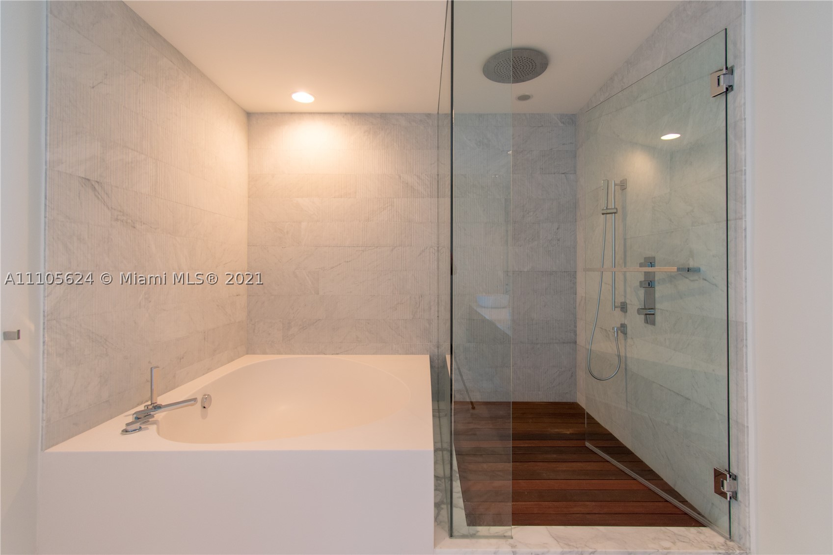 OCEANA BAL HARBOUR CONDO - Residential