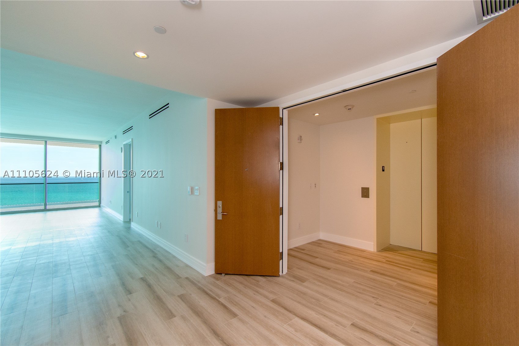 OCEANA BAL HARBOUR CONDO - Residential
